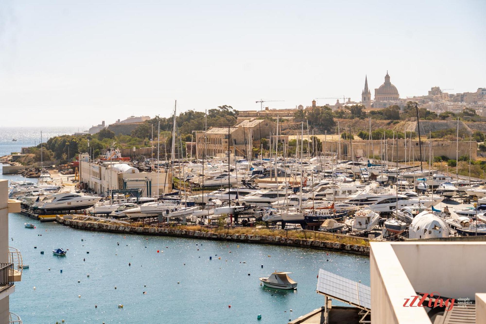 Stuart Rooms By Zzzing Gzira Exterior foto